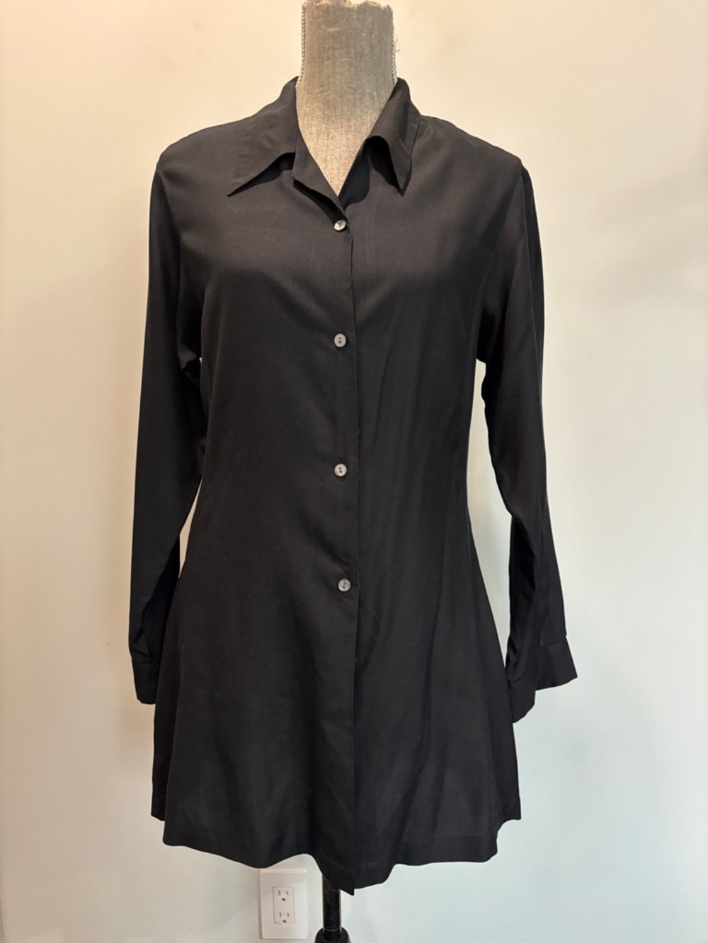 Club Monaco Black Silk Duster Jacket Blouse Longline Button Front Size Medium - Picture 5 of 16